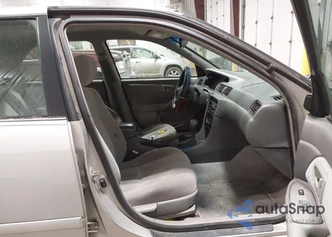 2000 Toyota Camry Le V6 from USA, damaged, VIN 4T1BF22K1YU113392